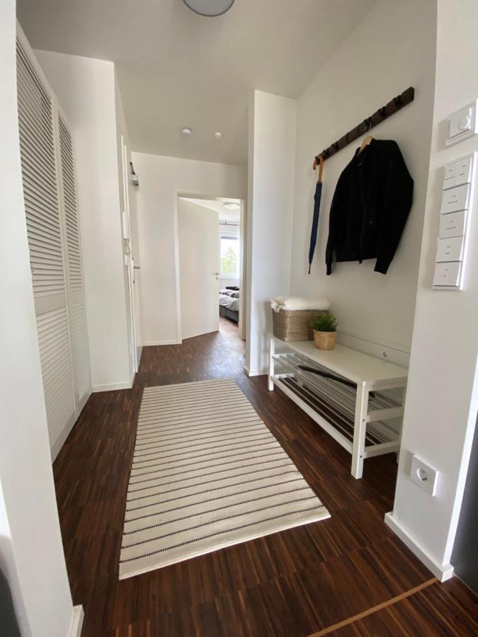 Modernes Apartment Am Hafen Mit Seeblick 그로스래셴 외부 사진